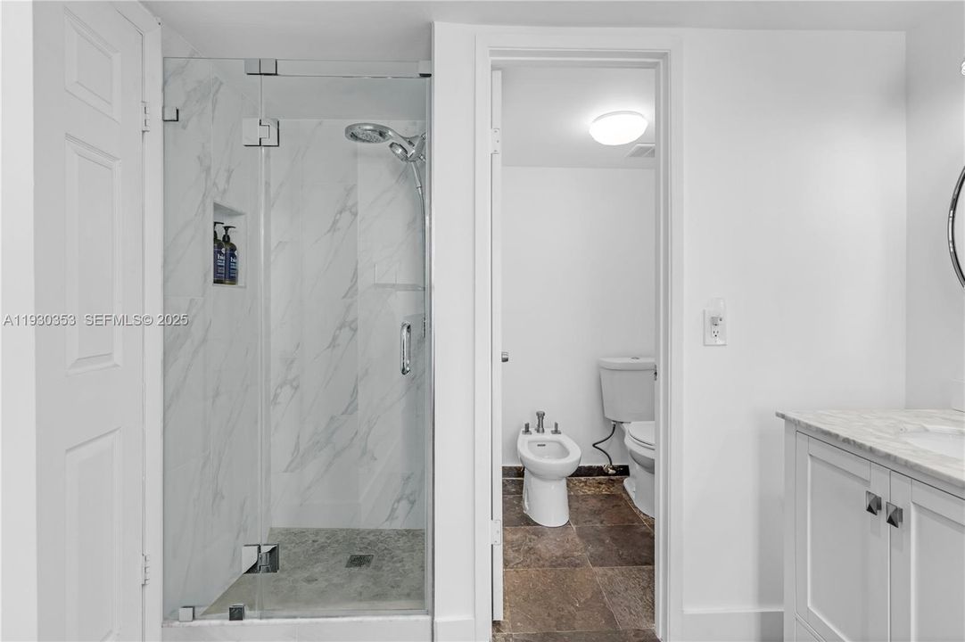 For Sale: $799,000 (3 beds, 2 baths, 1710 Square Feet)