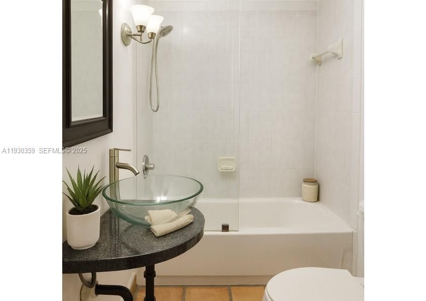 En Venta: $380,000 (1 camas, 1 baños, 888 Pies cuadrados)