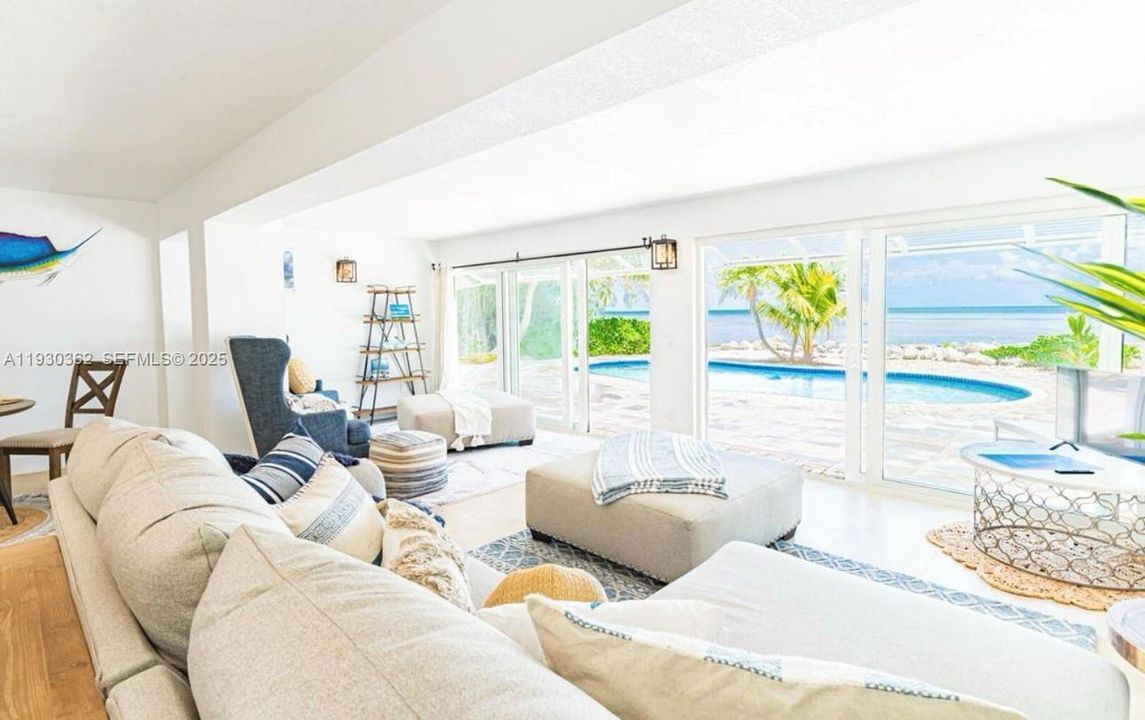 For Sale: $4,189,000 (4 beds, 4 baths, 2624 Square Feet)