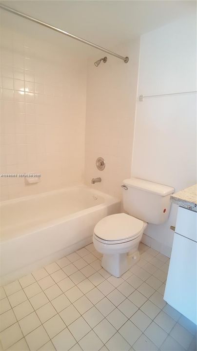 For Sale: $420,000 (2 beds, 2 baths, 1000 Square Feet)