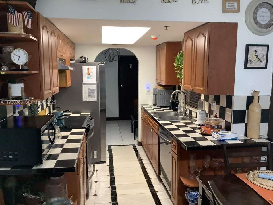 待售: $1,300,000 (0 贝兹, 0 浴室, 0 平方英尺)