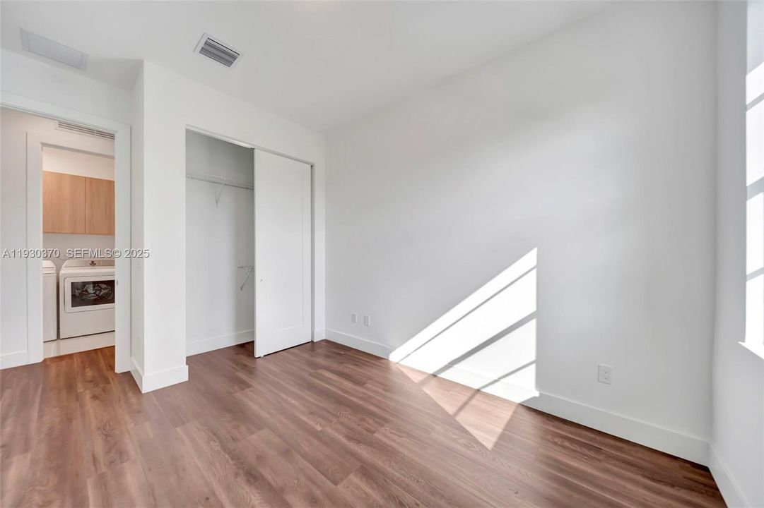 For Sale: $1,600,000 (4 beds, 3 baths, 2831 Square Feet)