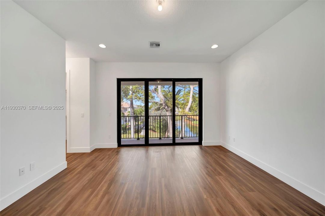 For Sale: $1,600,000 (4 beds, 3 baths, 2831 Square Feet)