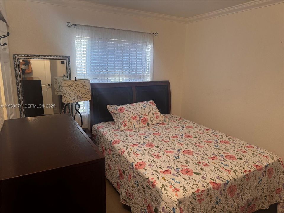 На продажу: $280,000 (2 спален, 2 ванн, 750 Квадратных фут)