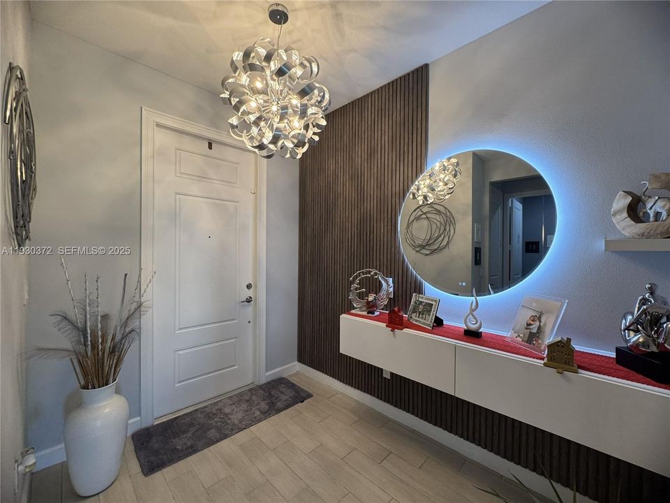 For Rent: $3,400 (3 beds, 2 baths, 1931 Square Feet)