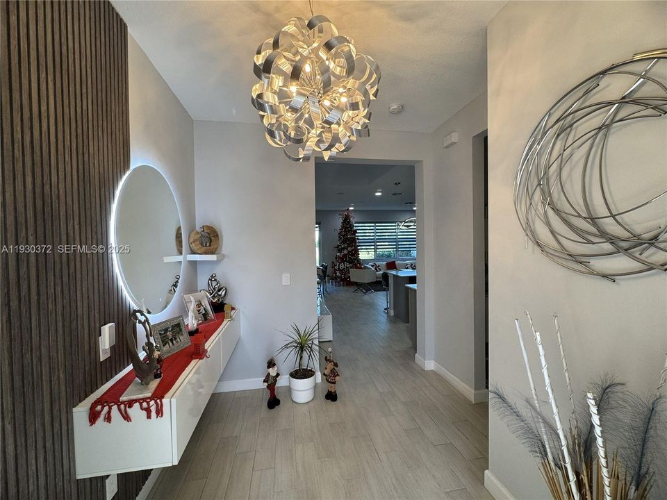 For Rent: $3,400 (3 beds, 2 baths, 1931 Square Feet)