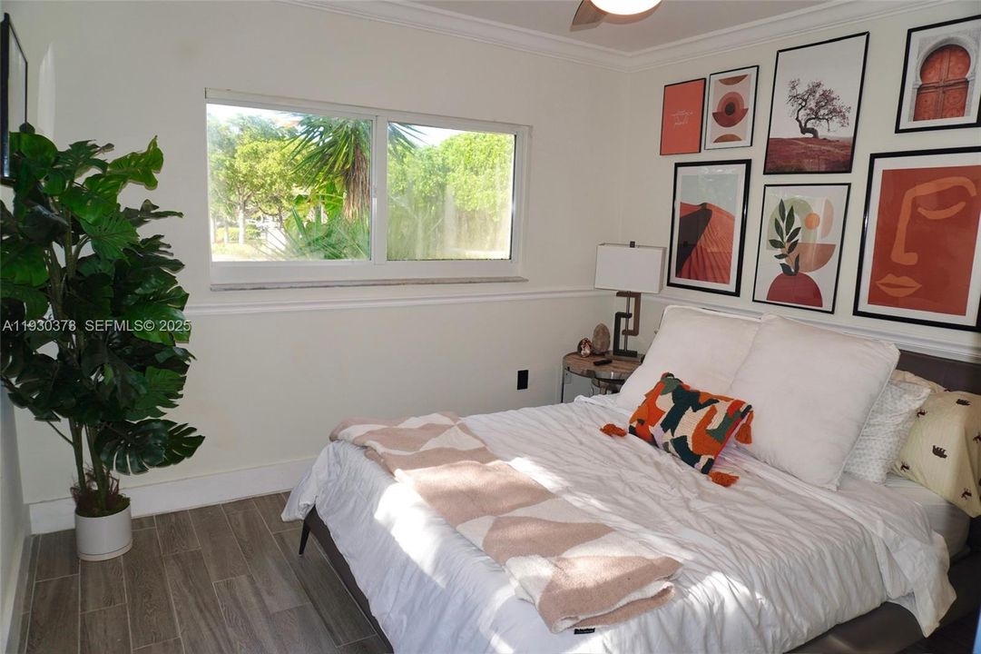 For Sale: $465,000 (3 beds, 2 baths, 1632 Square Feet)