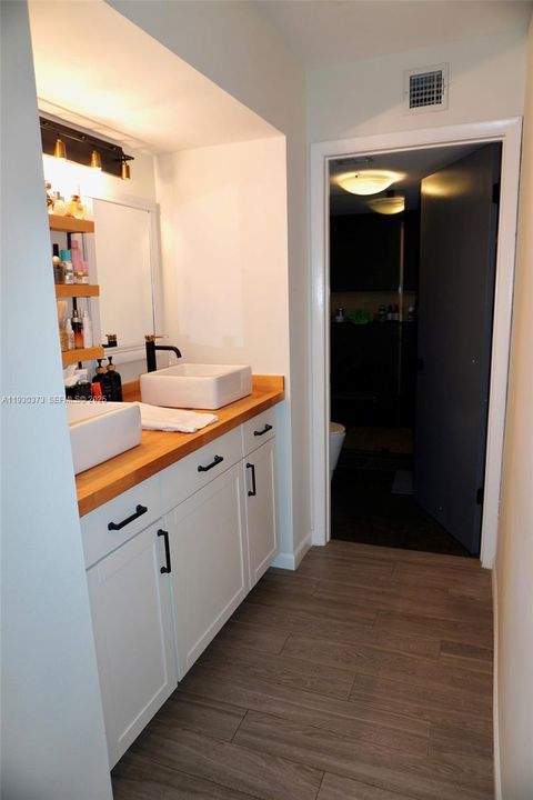 For Sale: $465,000 (3 beds, 2 baths, 1632 Square Feet)