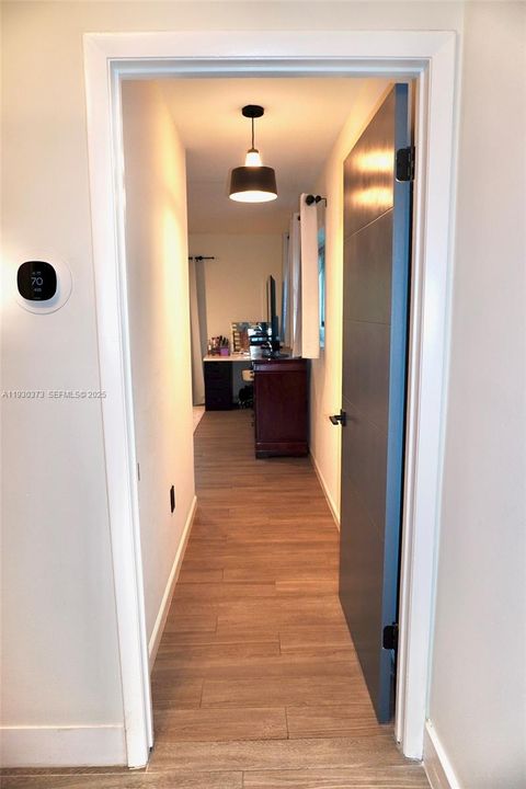 For Sale: $465,000 (3 beds, 2 baths, 1632 Square Feet)