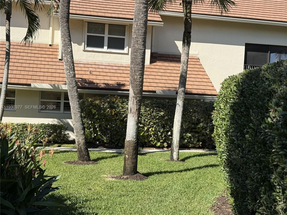 En Venta: $950,000 (3 camas, 2 baños, 1700 Pies cuadrados)