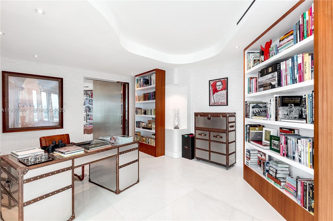 For Sale: $16,000,000 (4 beds, 8 baths, 10000 Square Feet)