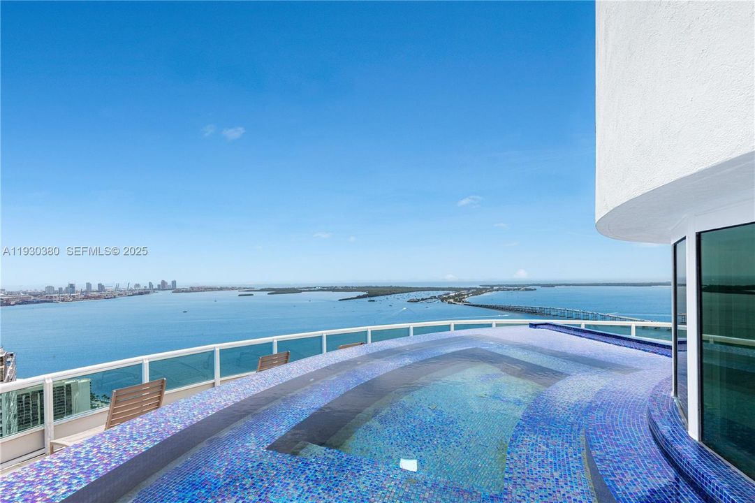 For Sale: $16,000,000 (4 beds, 8 baths, 10000 Square Feet)