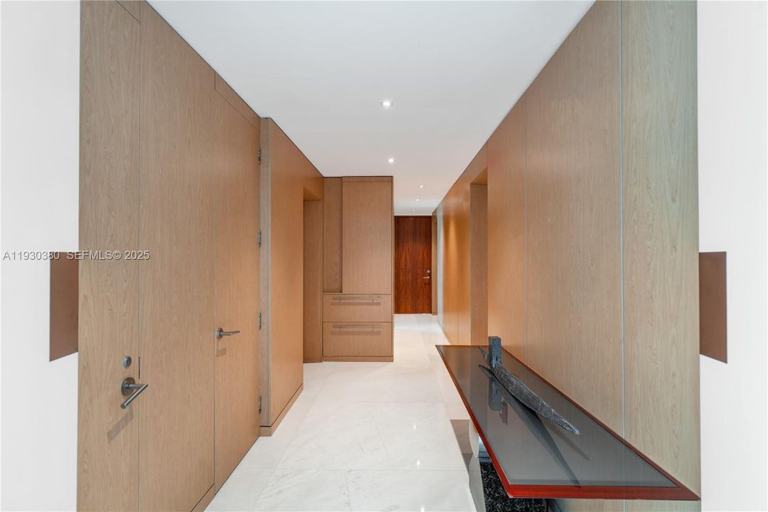 For Sale: $16,000,000 (4 beds, 8 baths, 10000 Square Feet)