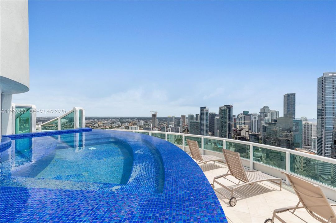 For Sale: $16,000,000 (4 beds, 8 baths, 10000 Square Feet)