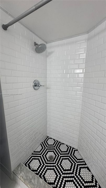 В аренду: $2,050 (2 спален, 2 ванн, 890 Квадратных фут)