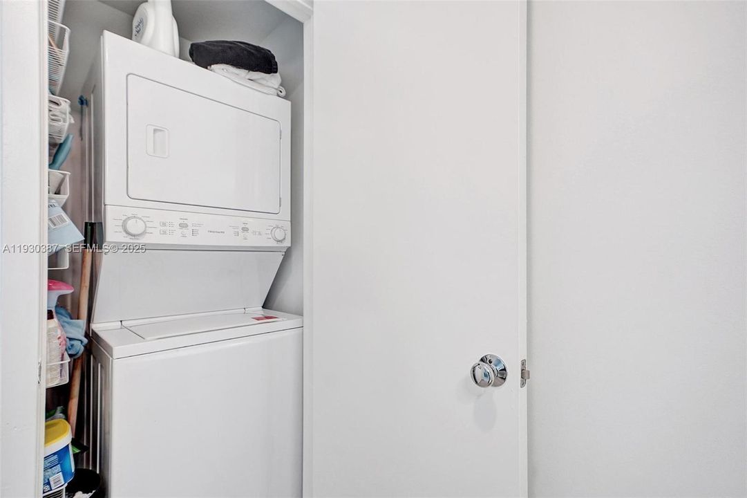 На продажу: $435,000 (1 спален, 1 ванн, 761 Квадратных фут)