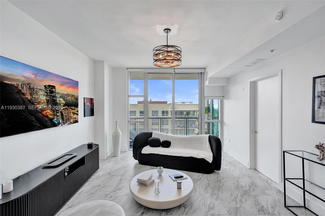 На продажу: $435,000 (1 спален, 1 ванн, 761 Квадратных фут)