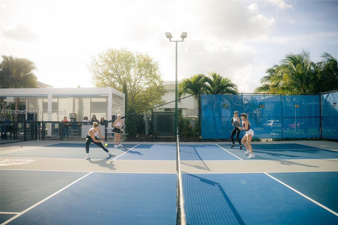 待售: $1,775,000 (3 贝兹, 2 浴室, 2618 平方英尺)