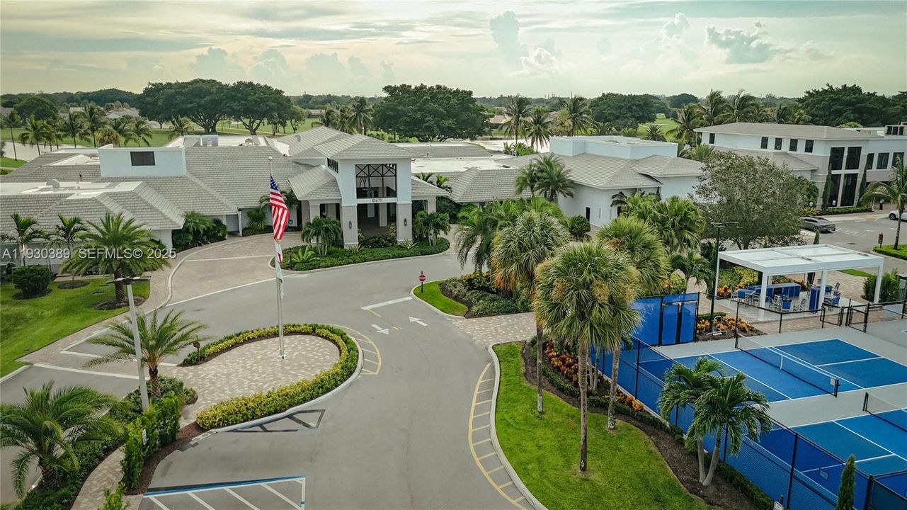 待售: $1,775,000 (3 贝兹, 2 浴室, 2618 平方英尺)