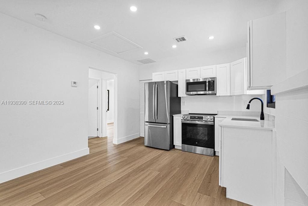 En Venta: $775,000 (0 camas, 0 baños, 1566 Pies cuadrados)