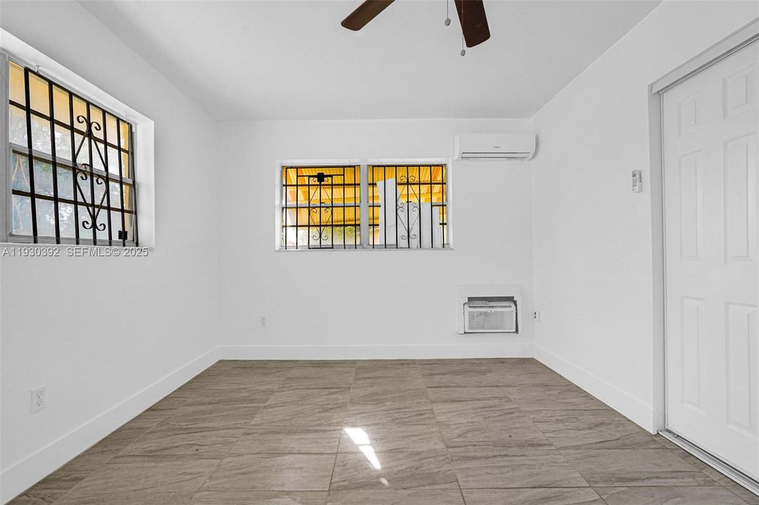 En Renta: $2,500 (2 camas, 1 baños, 1565 Pies cuadrados)