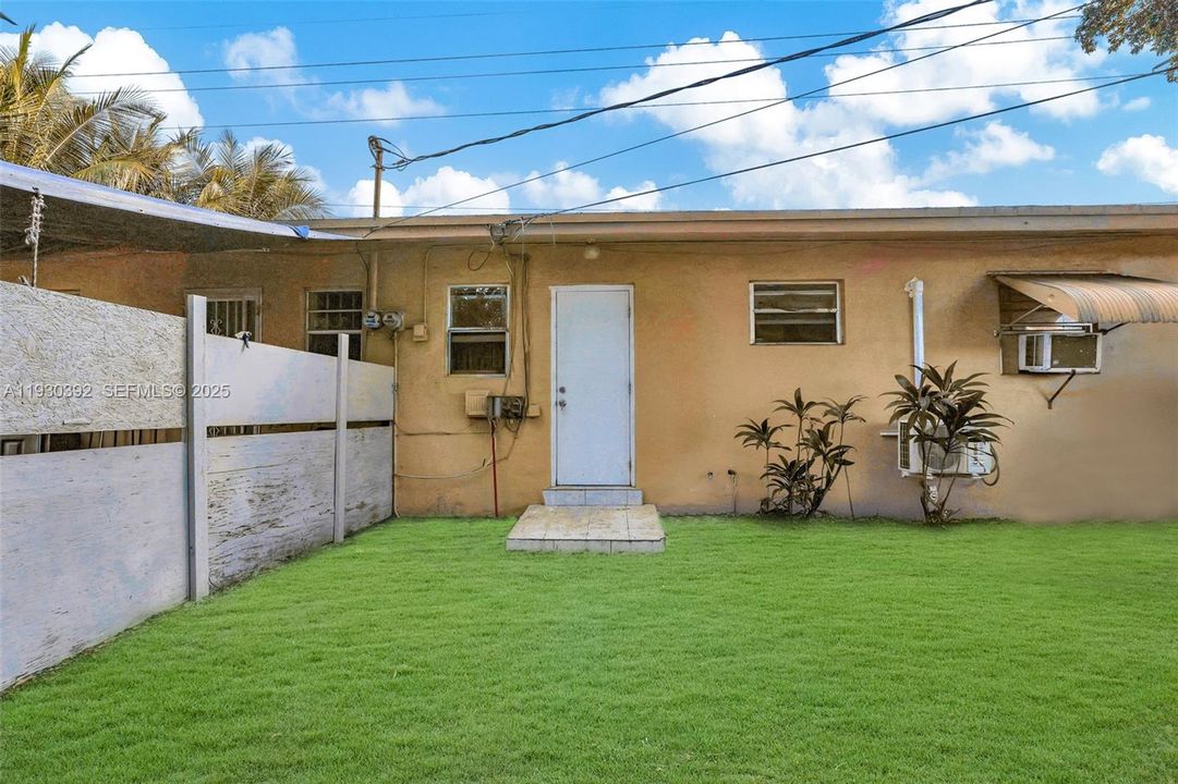 En Renta: $2,500 (2 camas, 1 baños, 1565 Pies cuadrados)