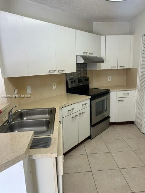 For Rent: $2,075 (2 beds, 2 baths, 950 Square Feet)
