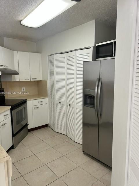 For Rent: $2,075 (2 beds, 2 baths, 950 Square Feet)