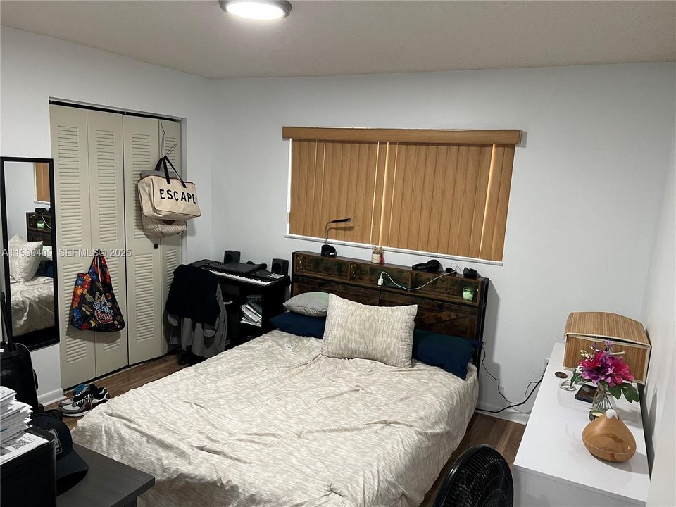 For Rent: $2,150 (2 beds, 2 baths, 900 Square Feet)