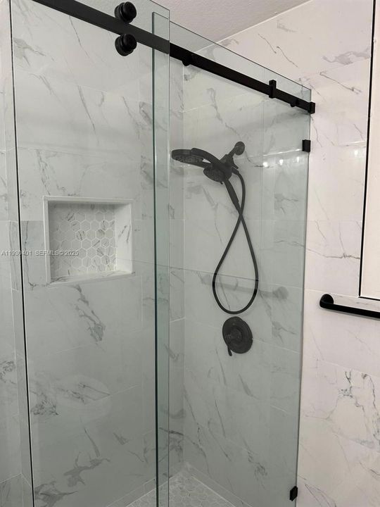 En Renta: $4,000 (4 camas, 3 baños, 1481 Pies cuadrados)