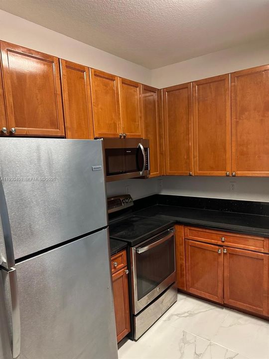 En Renta: $4,000 (4 camas, 3 baños, 1481 Pies cuadrados)