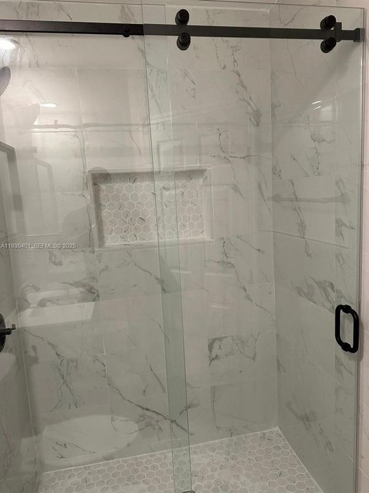 En Renta: $4,000 (4 camas, 3 baños, 1481 Pies cuadrados)