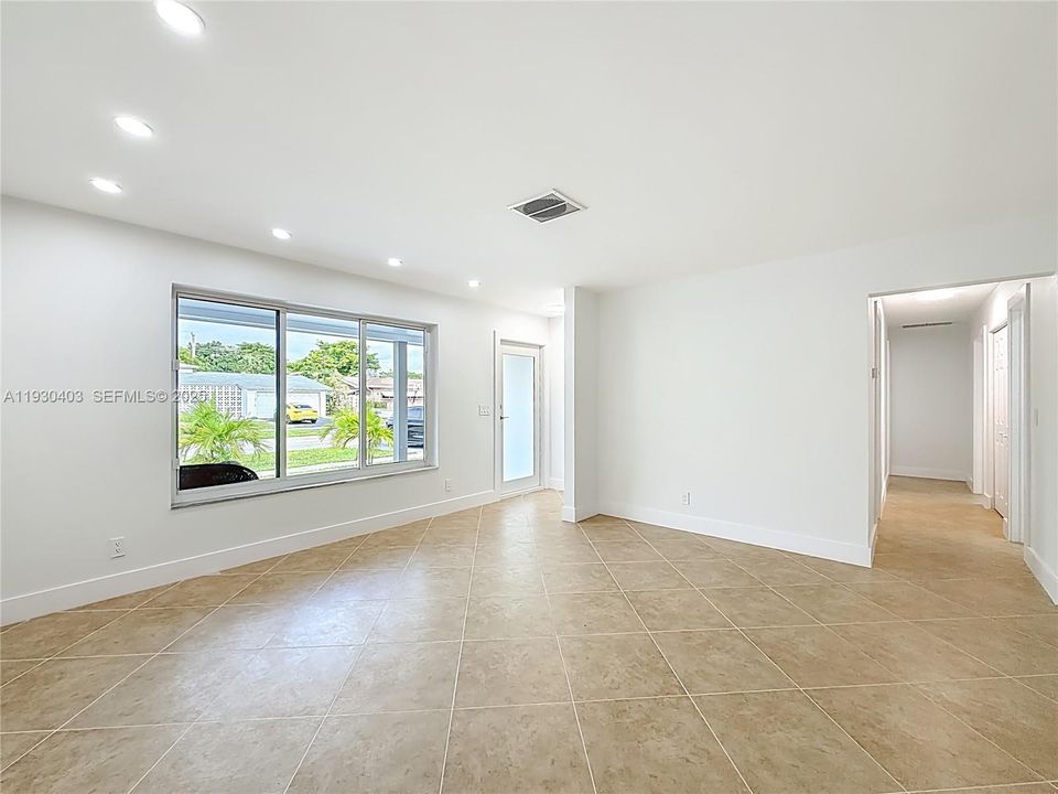 На продажу: $750,000 (3 спален, 2 ванн, 1625 Квадратных фут)