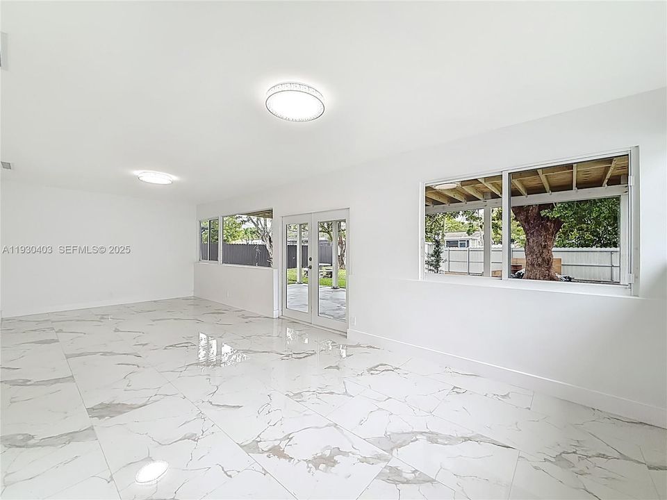 На продажу: $750,000 (3 спален, 2 ванн, 1625 Квадратных фут)