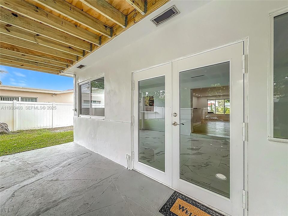 На продажу: $750,000 (3 спален, 2 ванн, 1625 Квадратных фут)