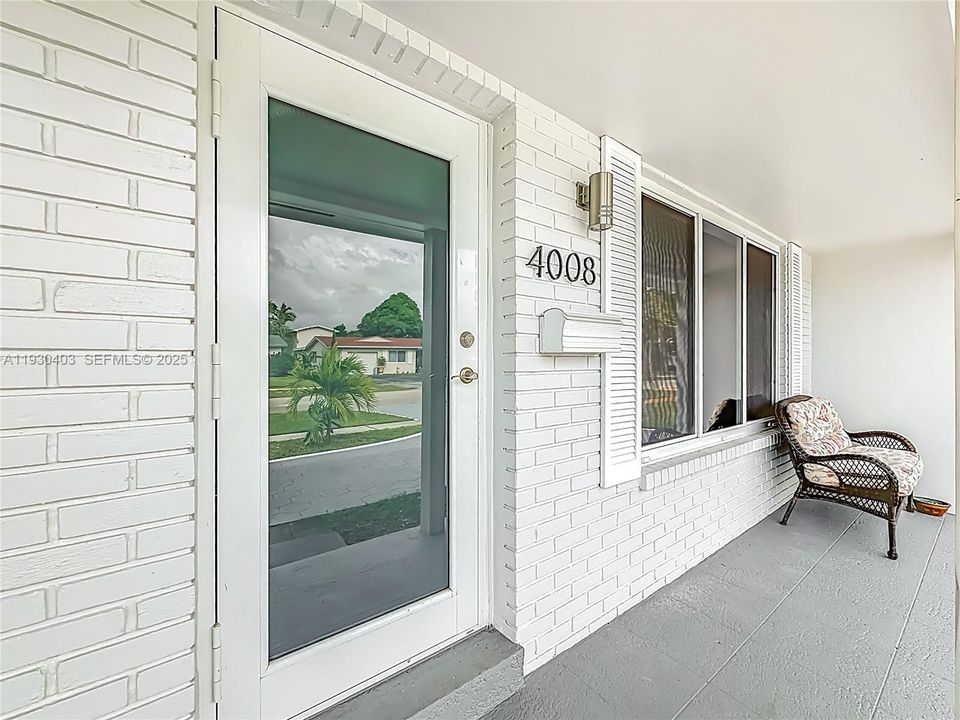 На продажу: $750,000 (3 спален, 2 ванн, 1625 Квадратных фут)