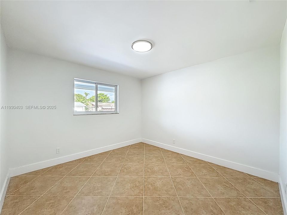 На продажу: $750,000 (3 спален, 2 ванн, 1625 Квадратных фут)