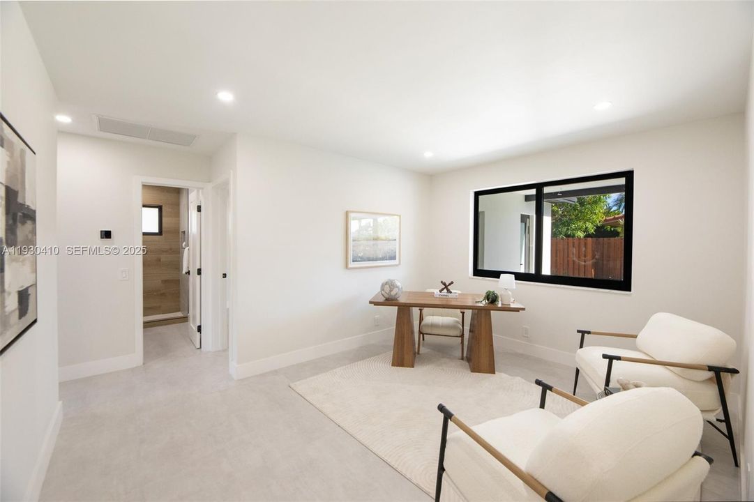 На продажу: $950,000 (4 спален, 3 ванн, 2215 Квадратных фут)