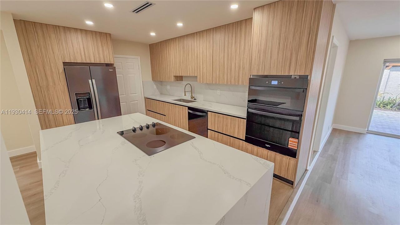 For Sale: $1,039,000 (4 beds, 3 baths, 2161 Square Feet)