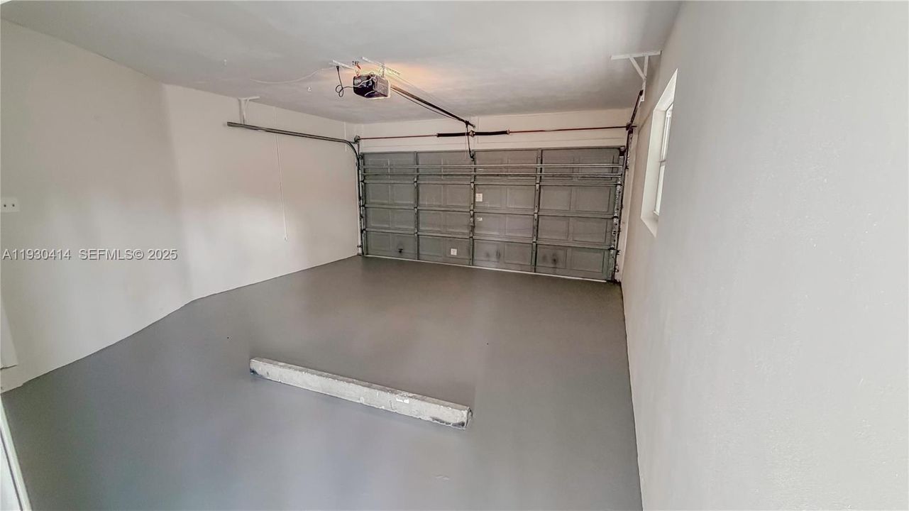 For Sale: $1,039,000 (4 beds, 3 baths, 2161 Square Feet)