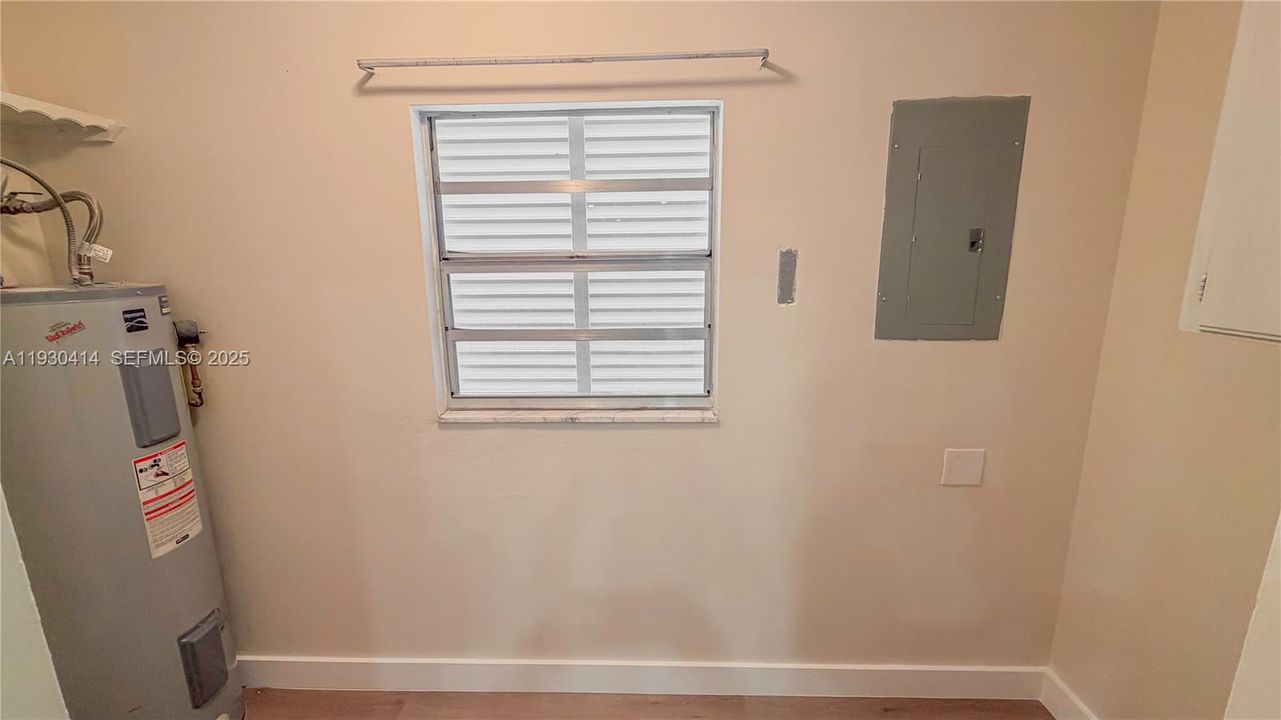 For Sale: $1,039,000 (4 beds, 3 baths, 2161 Square Feet)