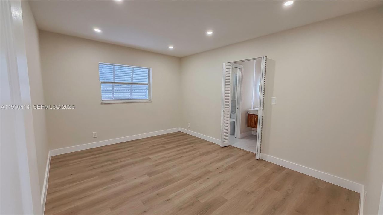 For Sale: $1,039,000 (4 beds, 3 baths, 2161 Square Feet)