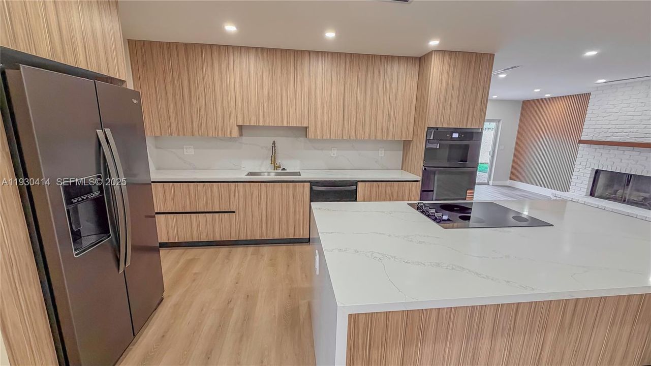 For Sale: $1,039,000 (4 beds, 3 baths, 2161 Square Feet)