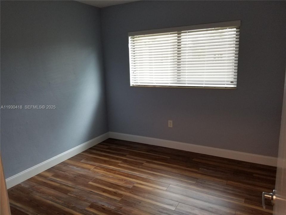 出租: $3,000 (3 贝兹, 2 浴室, 1511 平方英尺)