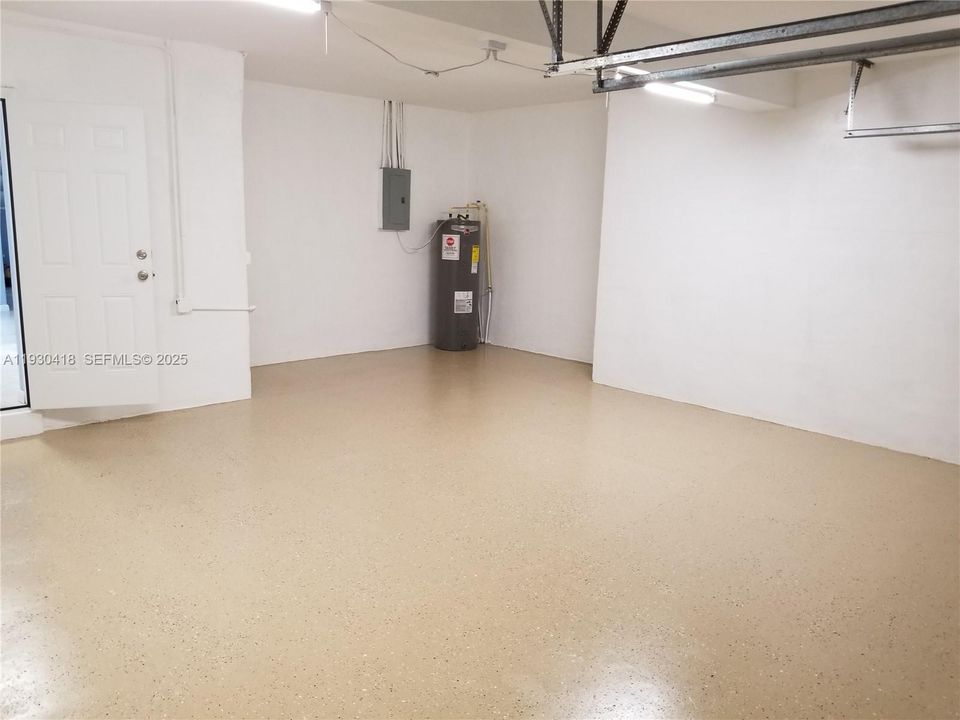 Large Garage - Inside