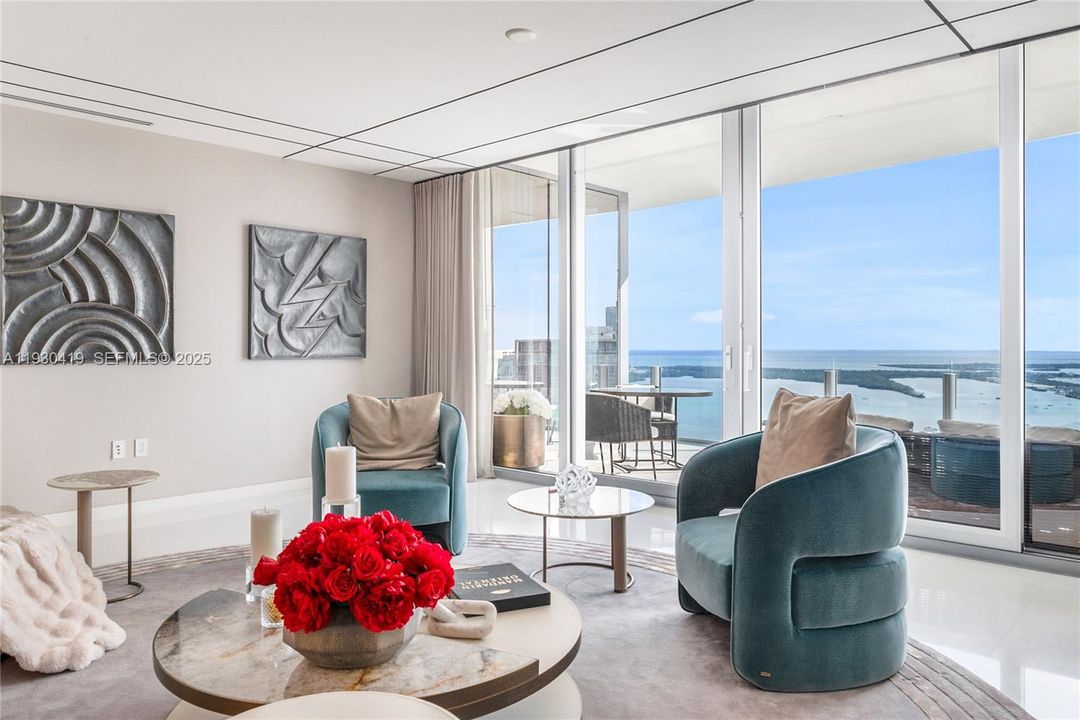 En Renta: $35,000 (3 camas, 5 baños, 3214 Pies cuadrados)