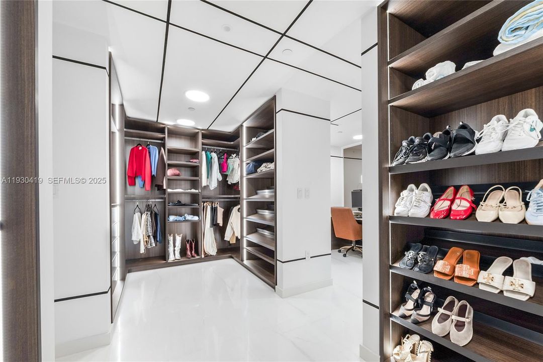 En Renta: $35,000 (3 camas, 5 baños, 3214 Pies cuadrados)