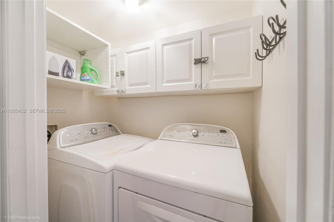 For Rent: $5,300 (2 beds, 2 baths, 1423 Square Feet)