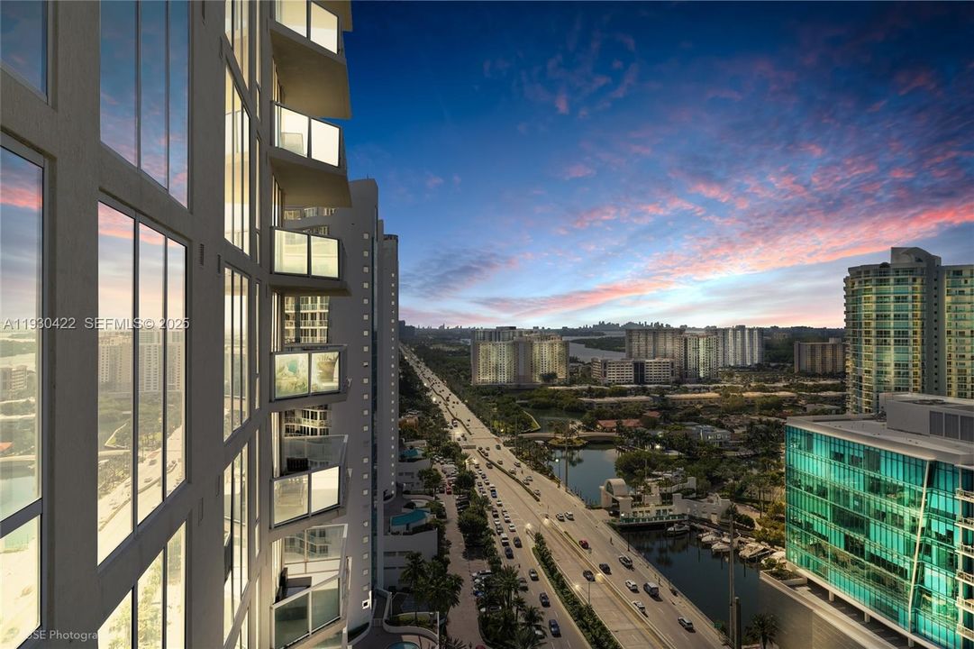 For Rent: $5,300 (2 beds, 2 baths, 1423 Square Feet)