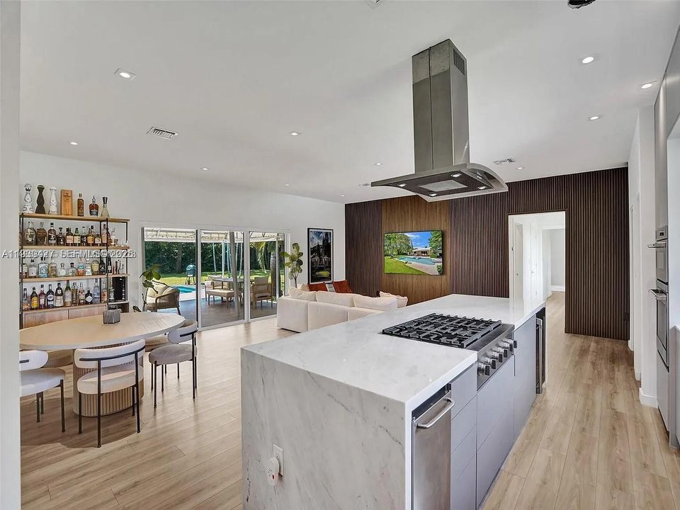 En Renta: $8,500 (3 camas, 2 baños, 1808 Pies cuadrados)